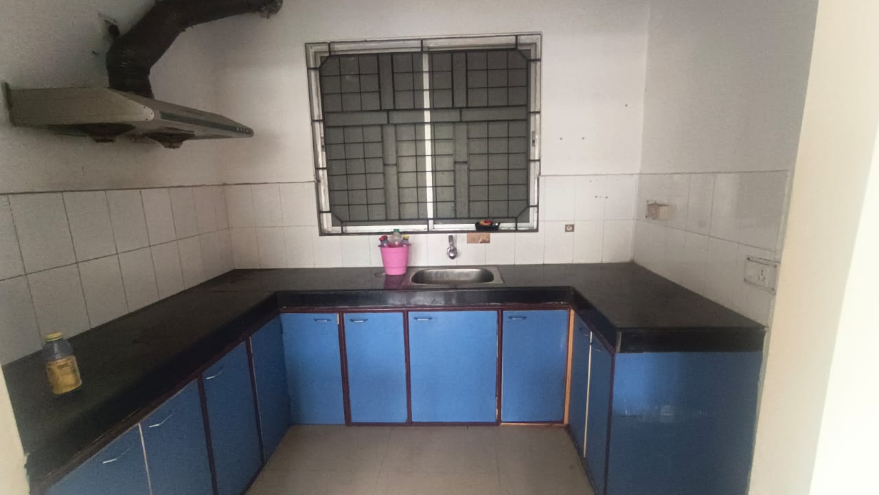 Unfurnished 4bhk in Panjabari, Khanapara, Guwahati, Assam, India for Rent